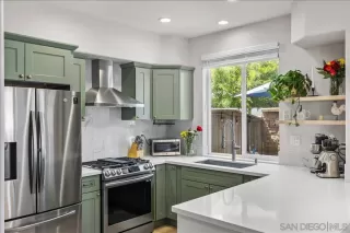 Photo #2: 250027513 Listing