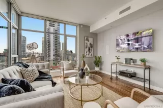 Photo #1: 250027518 Listing