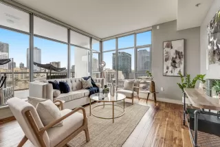 Photo #2: 250027518 Listing