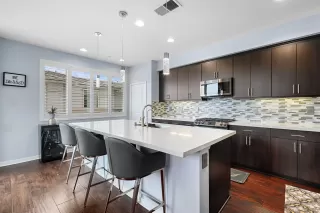 Photo #1: 250027567 Listing 