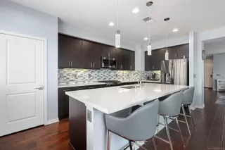 Photo #2: 250027567 Listing 