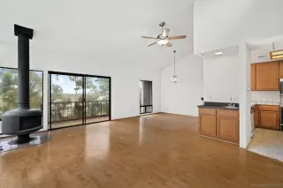 Photo #1: 250027575 Listing