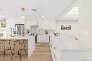 Photo #4: 250027587 Listing