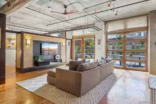 Photo #2: 250027588 Listing