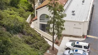 Photo #3: 250027596 Listing