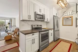 Photo #3: 250027597 Listing