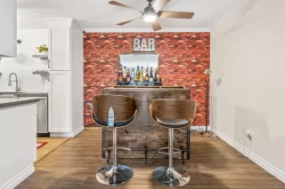 Photo #5: 250027597 Listing