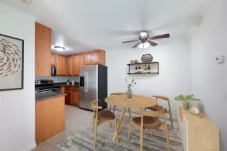 Photo #2: 250027599 Listing 