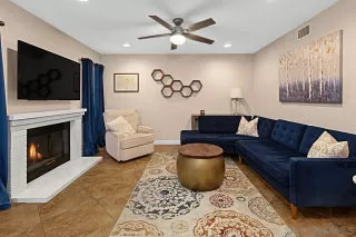 Photo #2: 250027627 Listing