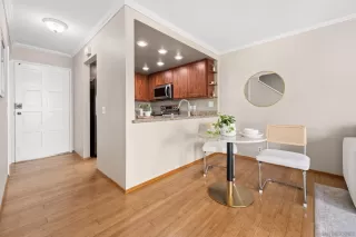 Photo #3: 250027638 Listing