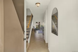 Photo #2: 250027647 Listing