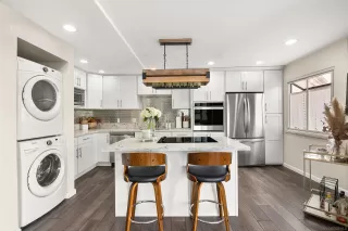 Photo #1: 250027680 Listing 