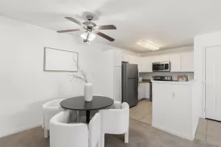 Photo #5: 250027772 Listing