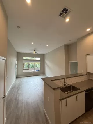 Photo #6: 250027854 Listing 