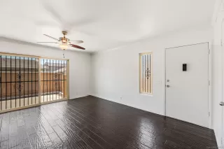 Photo #3: 250027863 Listing