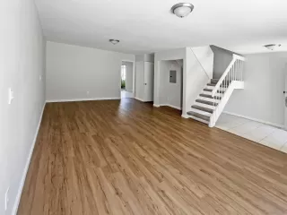 Photo #2: 250027894 Listing