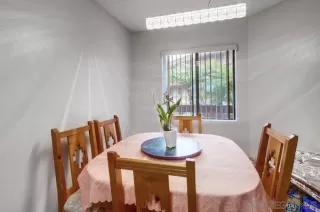 Photo #6: 250027929 Listing