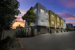 More Details about MLS # 250027960 : 753 SHORELINE ROAD