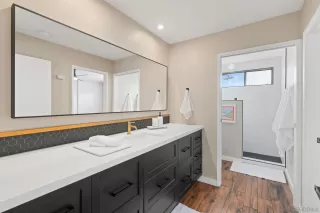 Photo #3: 250027978 Listing