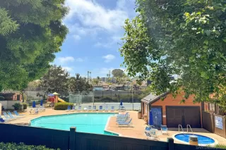 Photo #2: 250027998 Listing