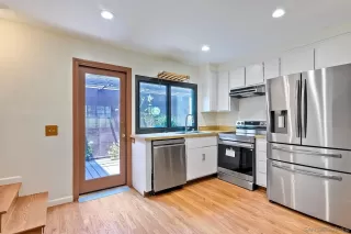 Photo #6: 250027998 Listing