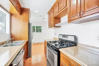 Photo #4: 250028026 Listing