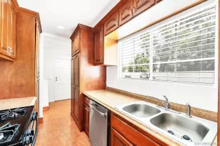 Photo #6: 250028026 Listing