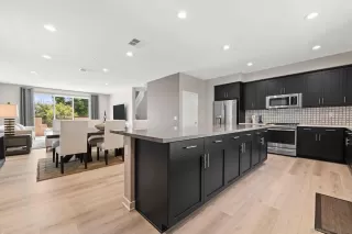 Photo #3: 250028036 Listing