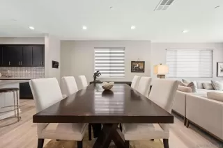 Photo #6: 250028036 Listing