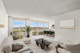 Photo #1: 250028042 Listing 