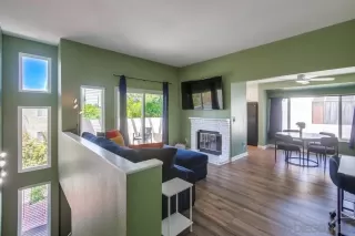 Photo #1: 250028117 Listing 