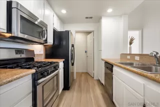 Photo #4: 250028125 Listing 