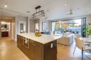 Photo #1: 250028157 Listing