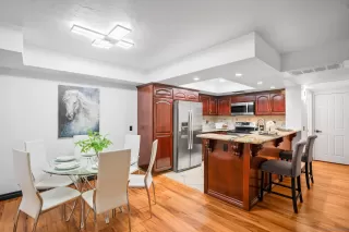 Photo #1: 250028198 Listing