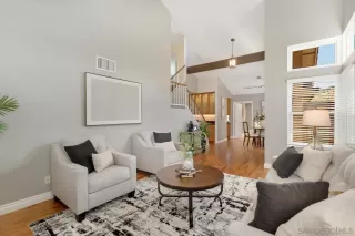 Photo #3: 250028204 Listing