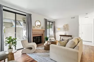 Photo #2: 250028243 Listing