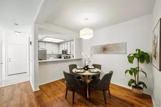 Photo #4: 250028243 Listing