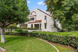 Photo #1: 250028307 Listing 