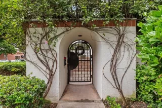 Photo #2: 250028307 Listing 