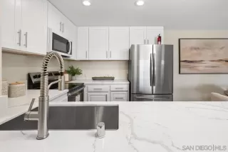 Photo #3: 250028327 Listing