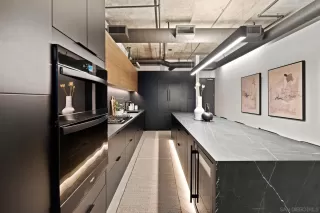 Photo #4: 250028343 Listing