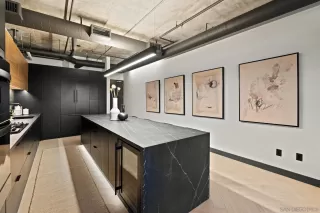 Photo #5: 250028343 Listing