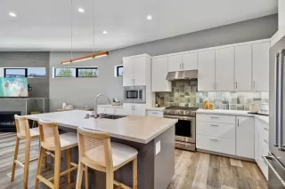 Photo #4: 250028345 Listing