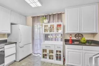 Photo #6: 250028388 Listing 