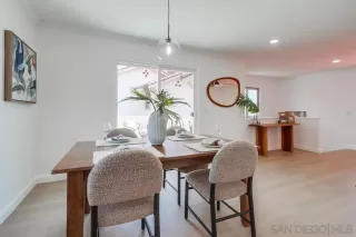 Photo #5: 250028406 Listing