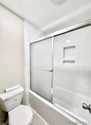 Photo #1: 250028407 Listing