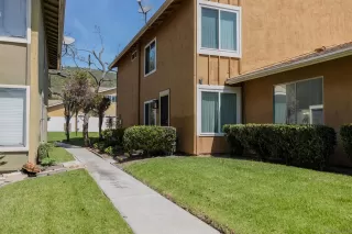 Photo #4: 250028416 Listing