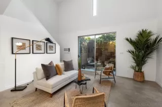 Photo #2: 250028443 Listing