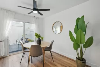 Photo #5: 250028525 Listing