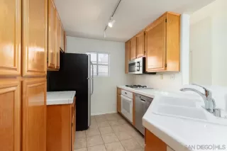 Photo #5: 250028547 Listing